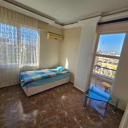 Holliday Apartment *